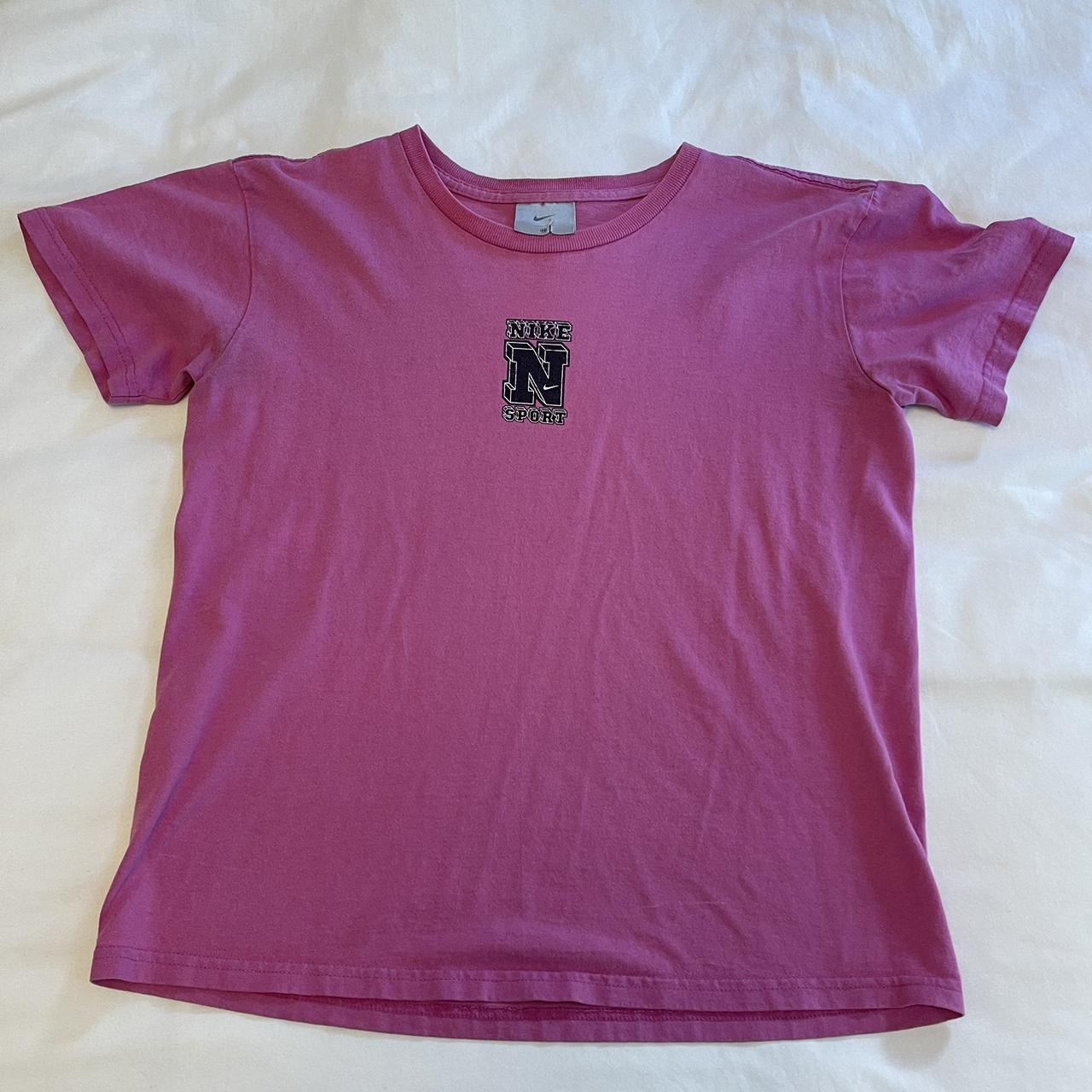 Nike Women's Pink T-shirt | Depop