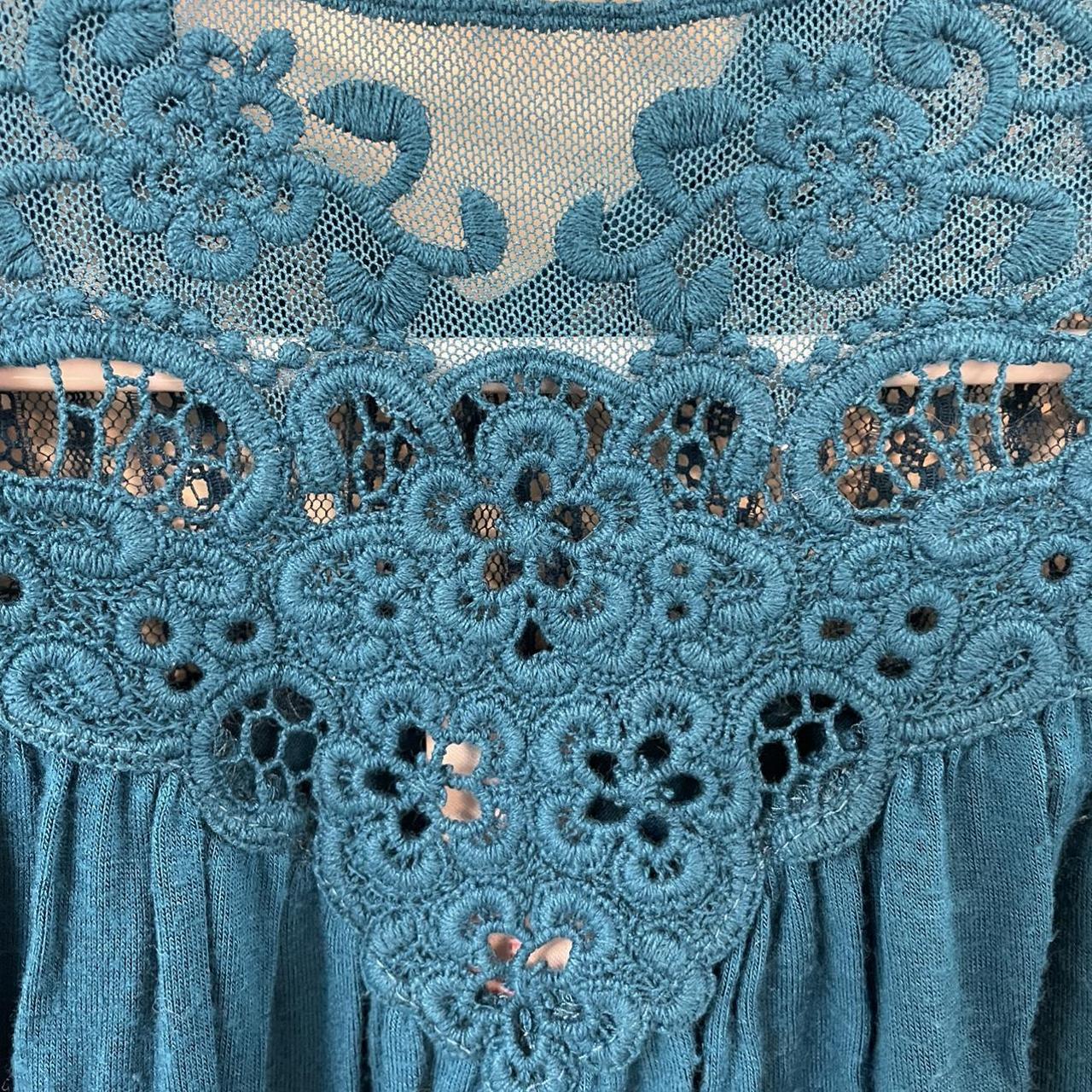 No Boundaries Women's Blue Vest (2)