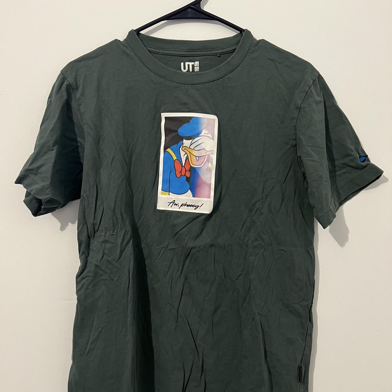 UNIQLO Men's Green T-shirt | Depop