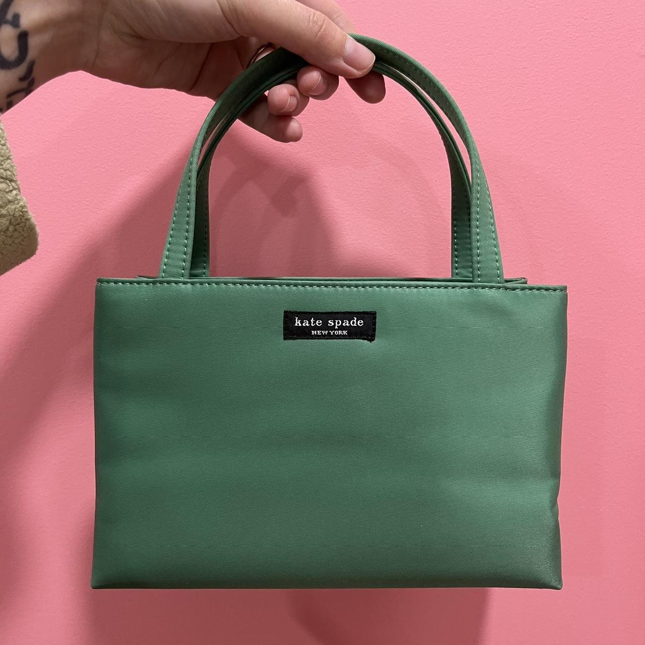 Amazon.com: Kate Spade Ella Lily Blooms Small Top Zip Tote Crossbody Green  Multi : Clothing, Shoes & Jewelry