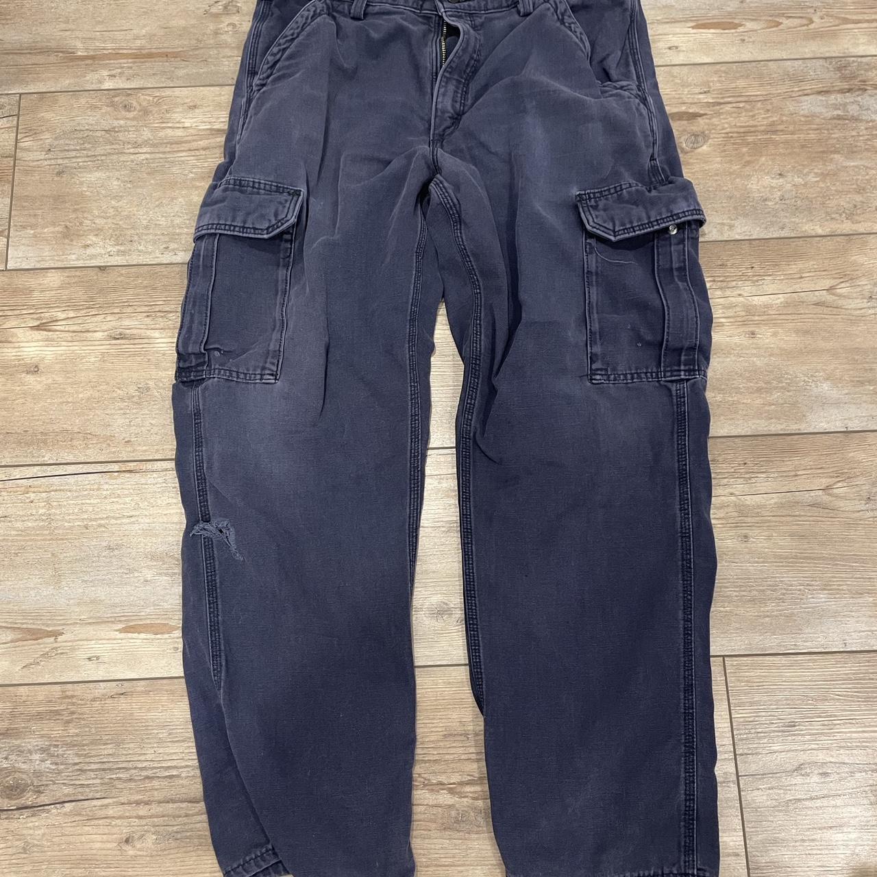 Carhart cargo pants Navy blue ZIPPER BROKE - Depop