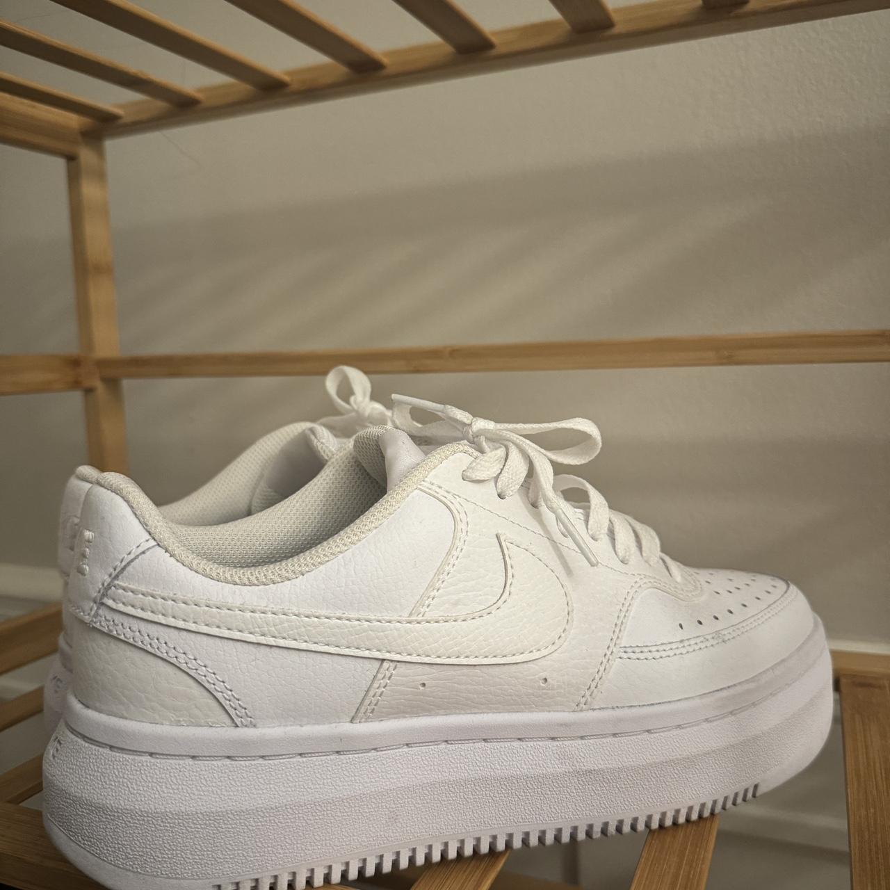 White Nike Platform AF1 Women s 9 Only worn twice I