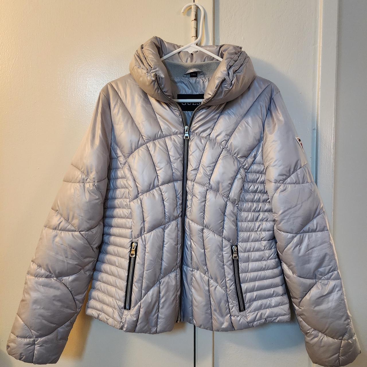 Guess popular Puffer Jacket large- NEVER Worn