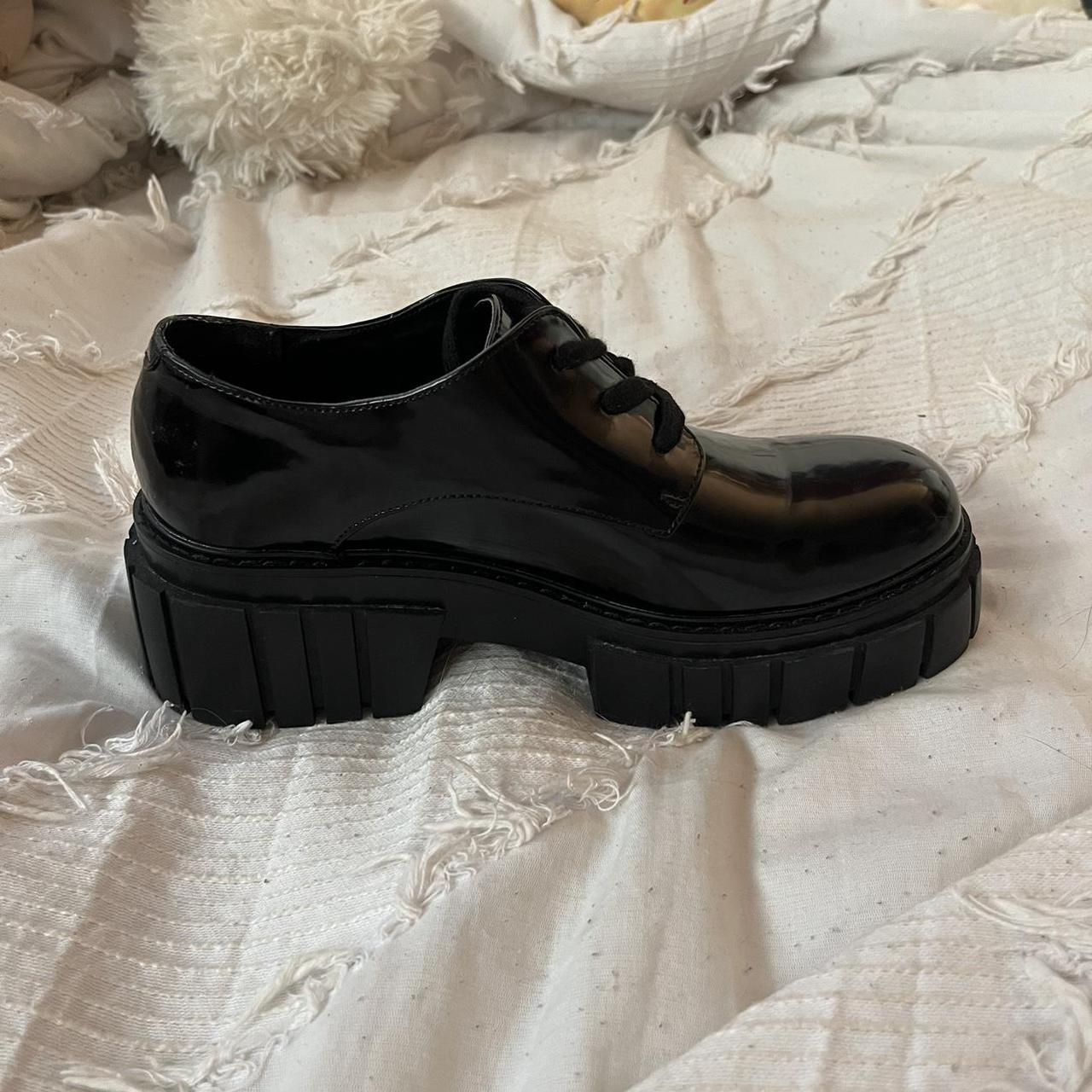 Madden Girl Platform Oxford Size US 8 Only worn... - Depop