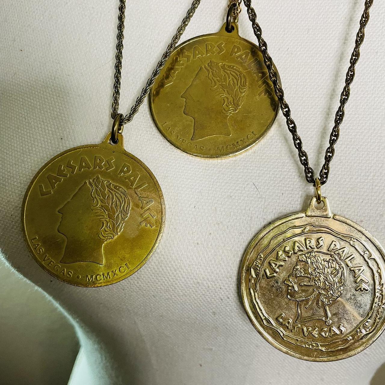 Palace Coin Pendant Gold