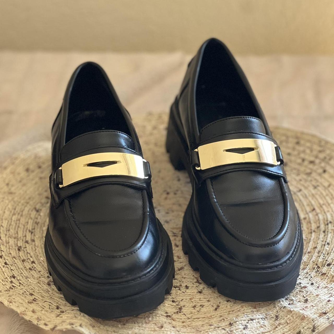 Zara Women's Black and Gold Loafers | Depop