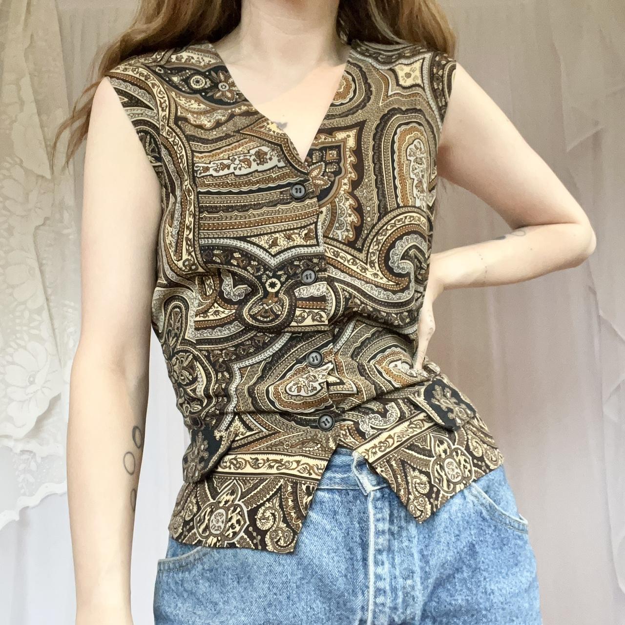 Vintage paisley print vest. Brown/ tan paisley print... - Depop