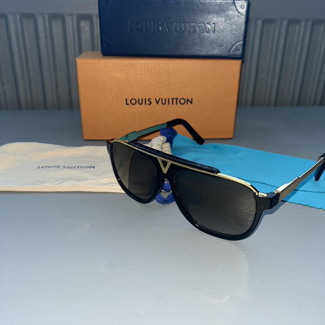 Louis Vuitton Men's Sunglasses Depop