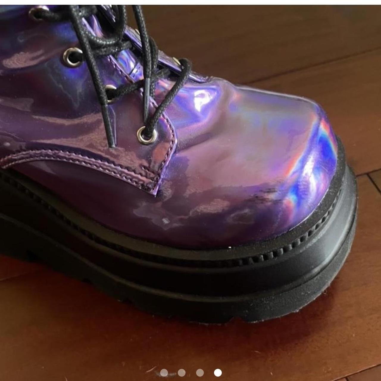 demonia holographic platforms