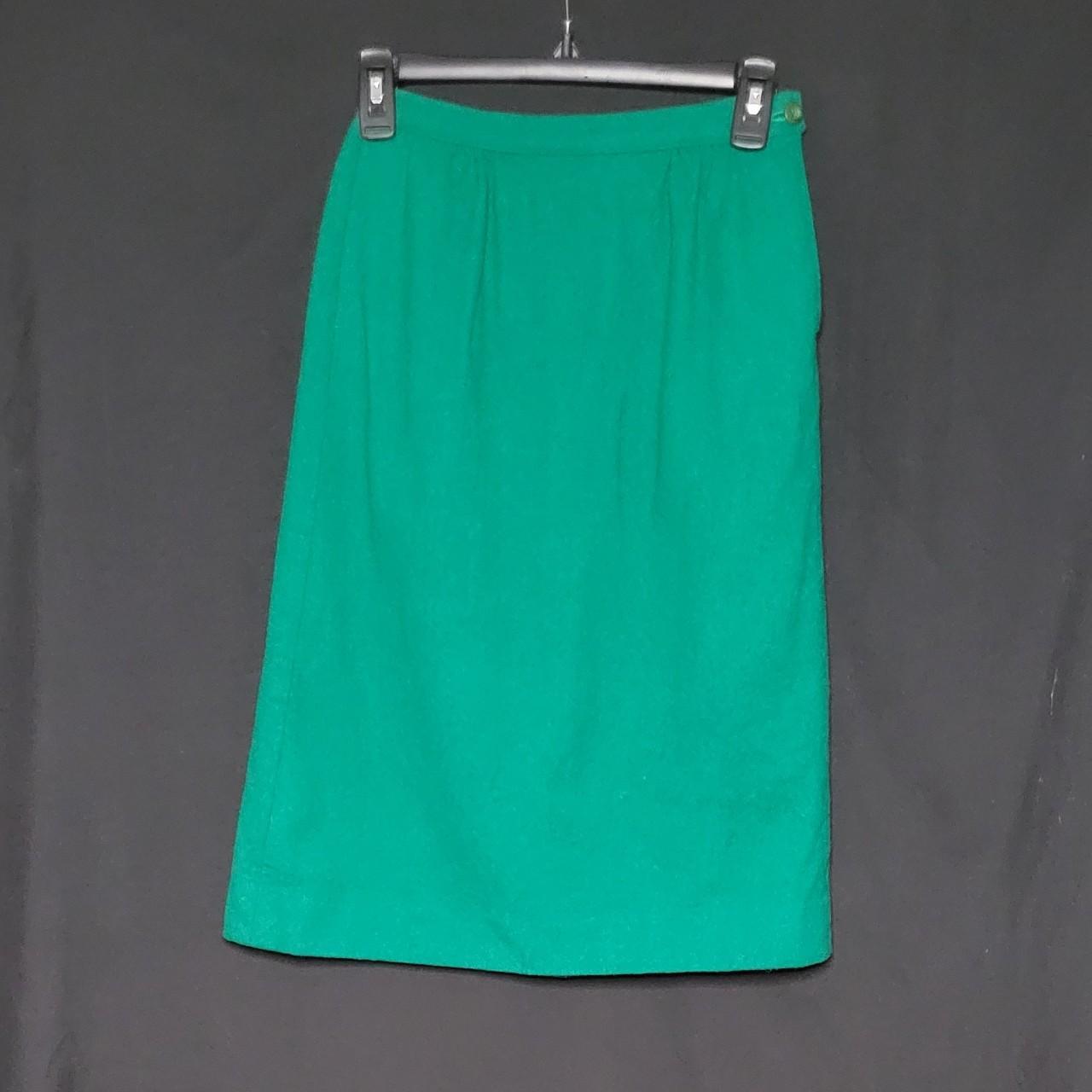 Pendleton Women's Green Skirt | Depop