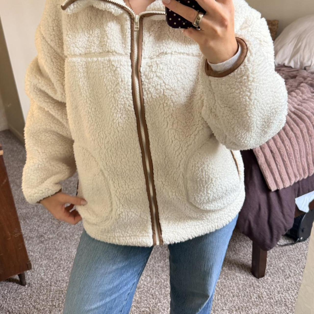 Universal Thread Women's Relaxation Jacket - Crea… - image 1