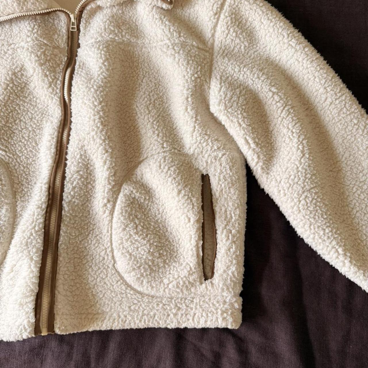 Universal Thread Women's Relaxation Jacket - Crea… - image 5