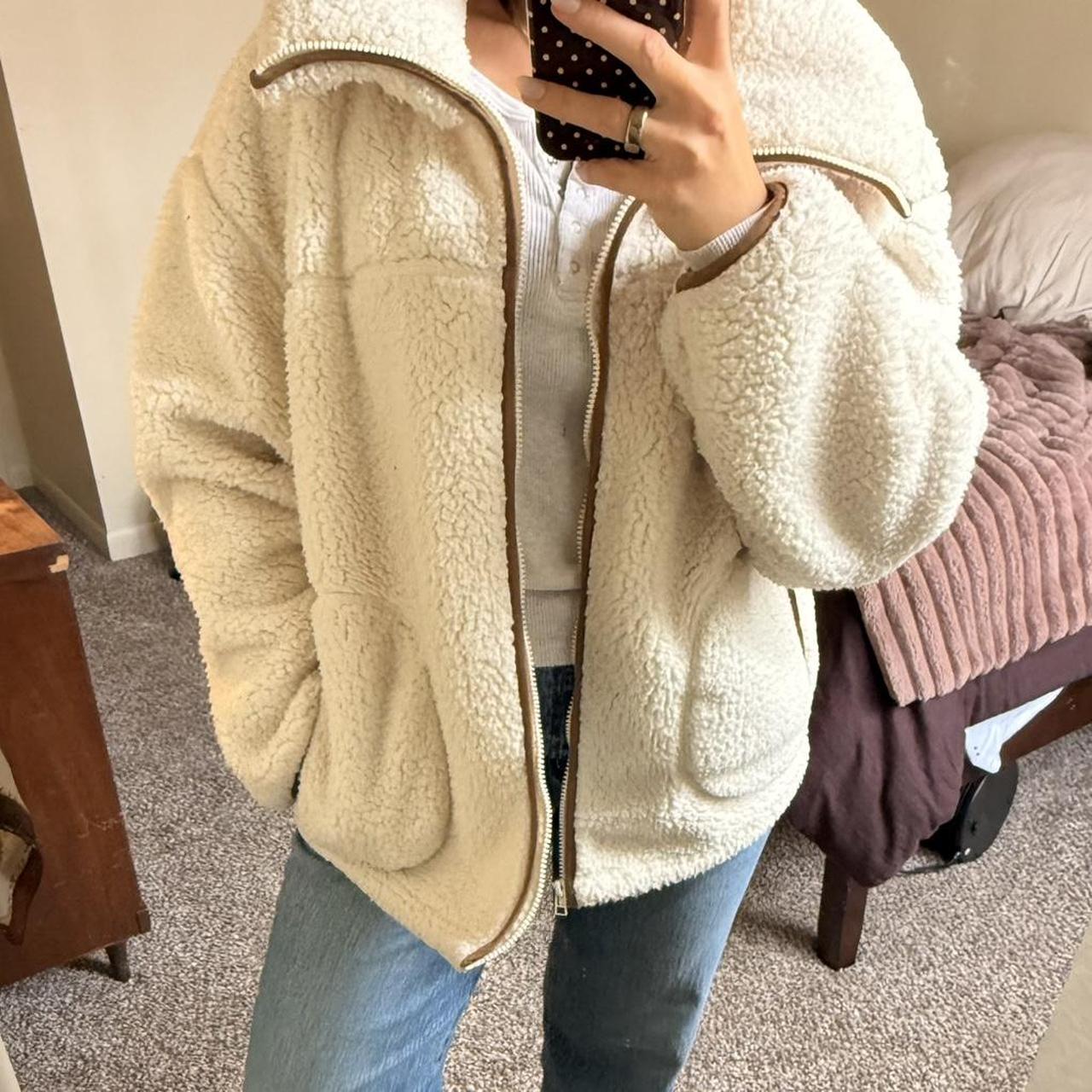 Universal Thread Women's Relaxation Jacket - Crea… - image 3