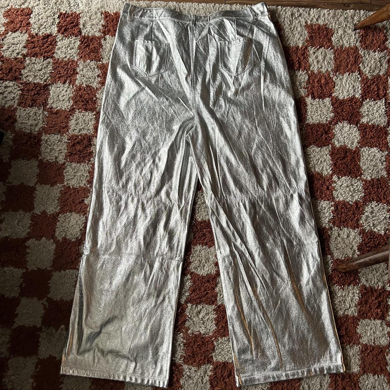Boohoo Plus Women's Silver Trousers (3)