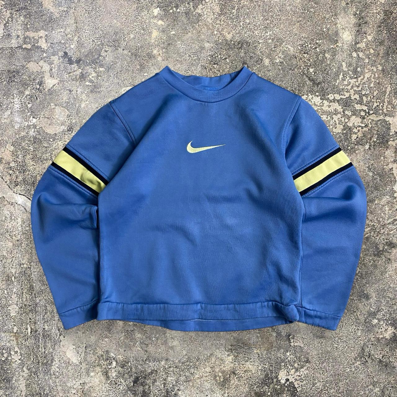 nike womens court royale 2