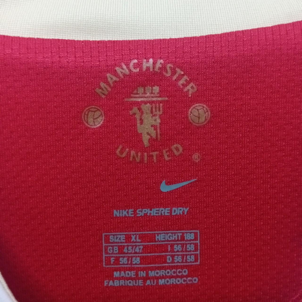 ♢﻿新品♢﻿ タグ付き Nike Manchester United Sサイズ Nike Manchester United #7 Ronaldo Soccer Jersey Sz | Depop