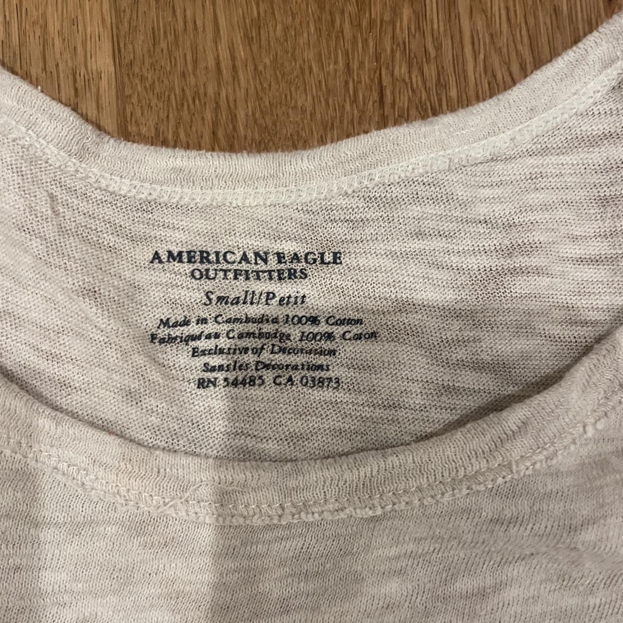 american eagle baby tee! super flattering and can... - Depop