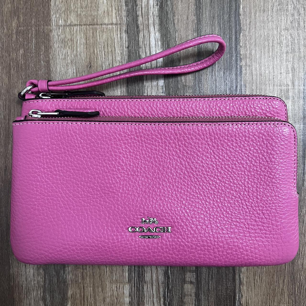 COACH Double Zip Wallet In Pebble Leather in Pink