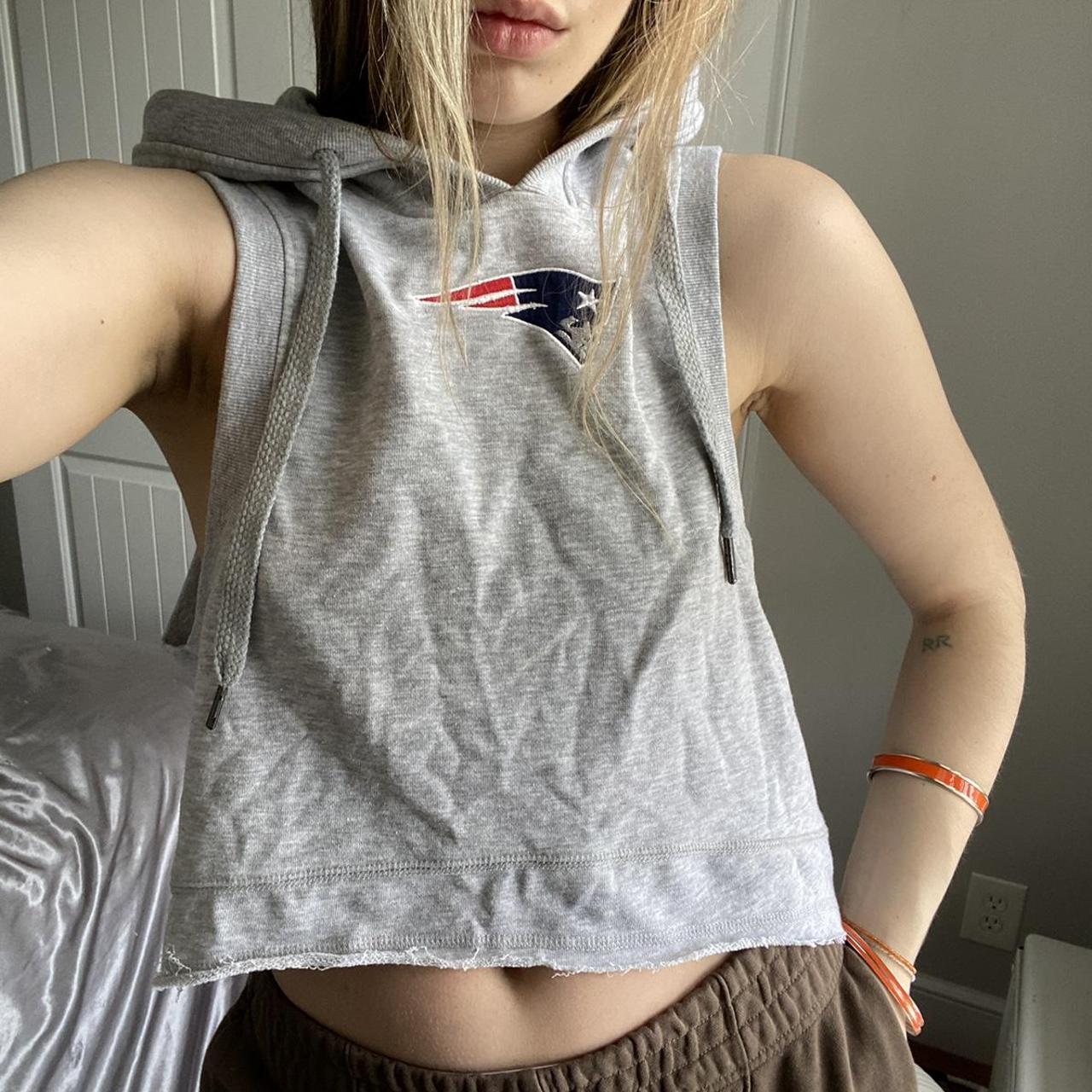 NFL PATRIOTS WOMENS TANK HOODIE no flaws, worn - Depop