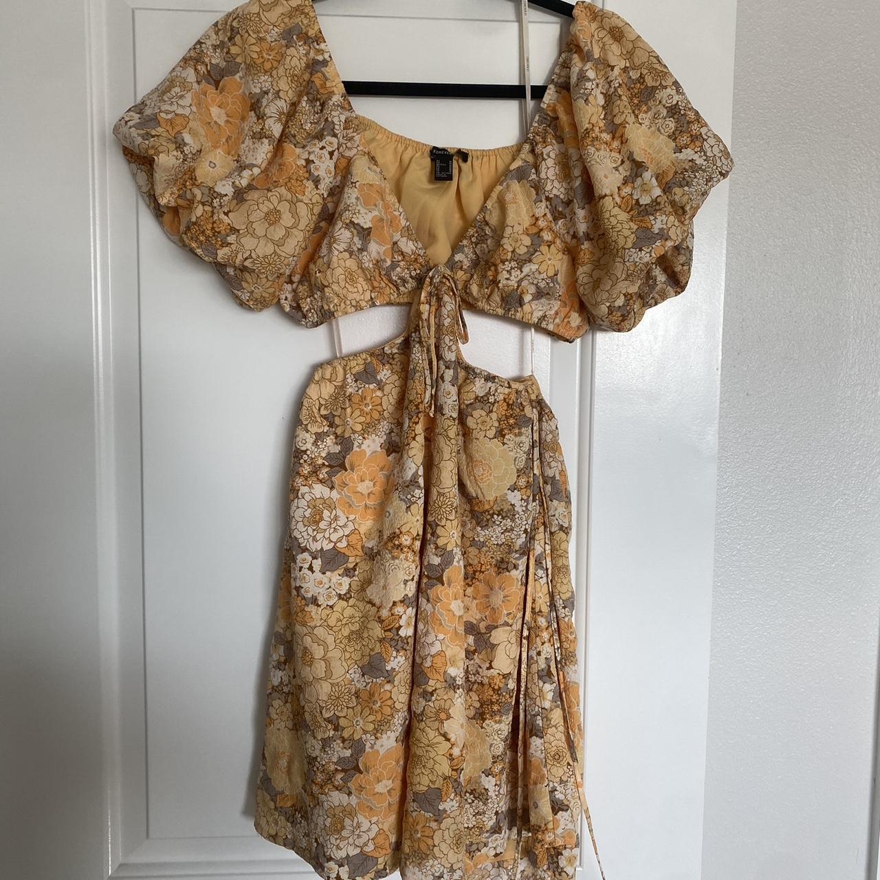 Super cute yellow floral short dress. Worn once.... - Depop