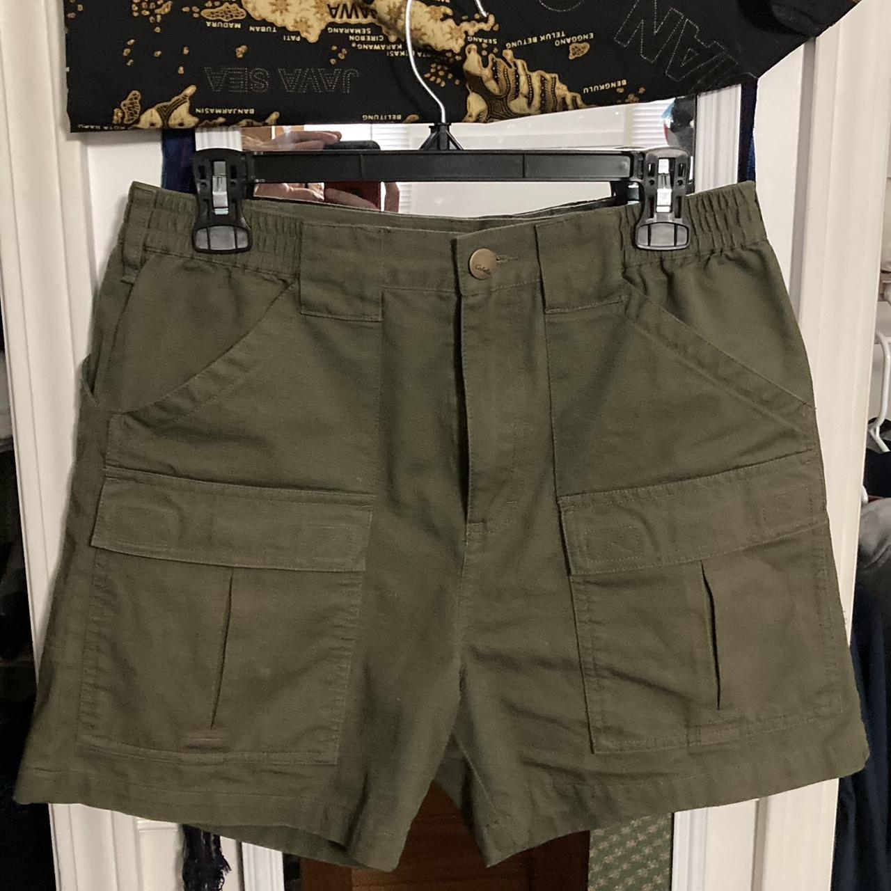 Cabelas cargo pants. Says size 32 but fits smaller... - Depop