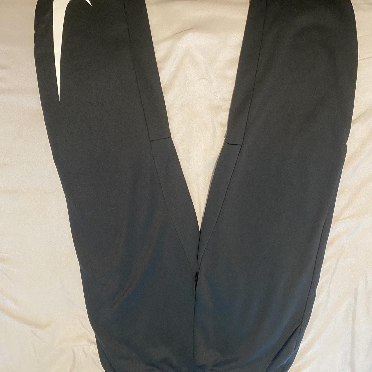 mens nike joggers medium