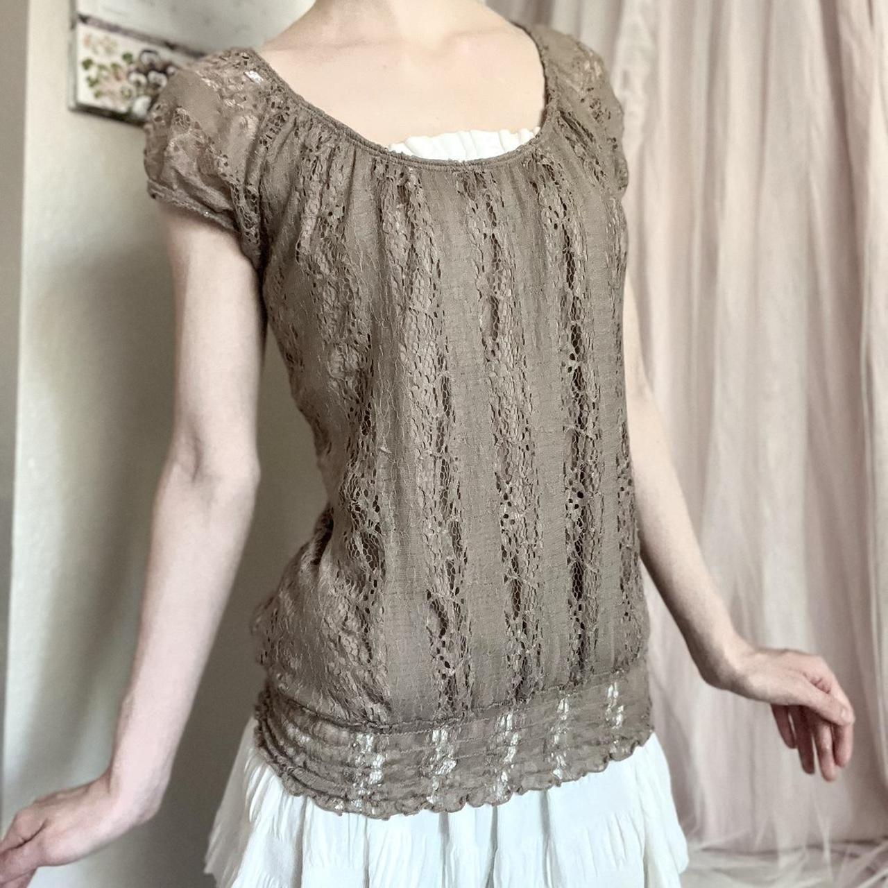 item listed by liliesnlaces
