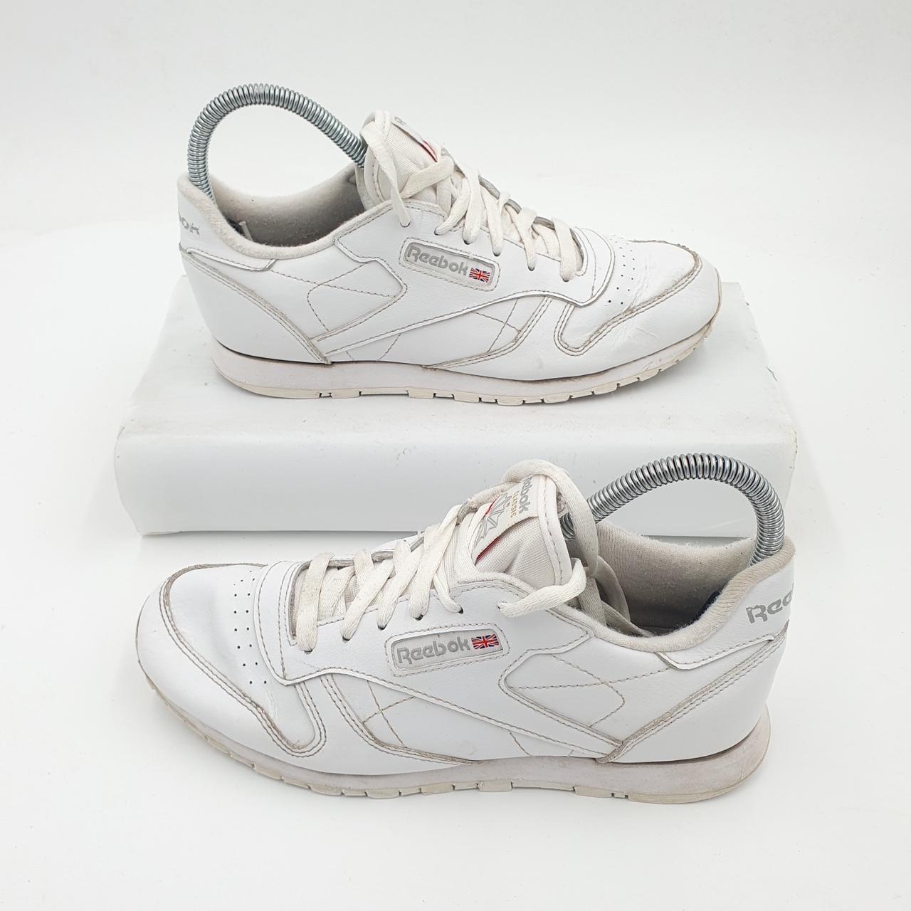 Reebok Womens Classic Leather Tuity Fruit Retro Trainers - White