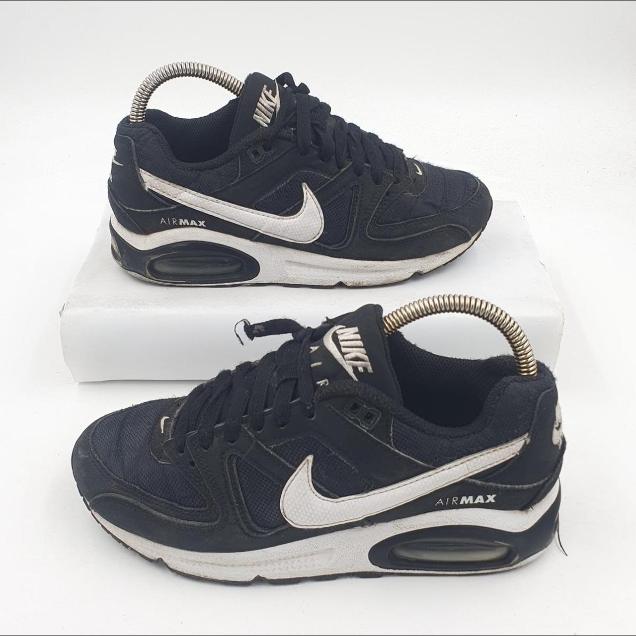 Nike command outlet trainer