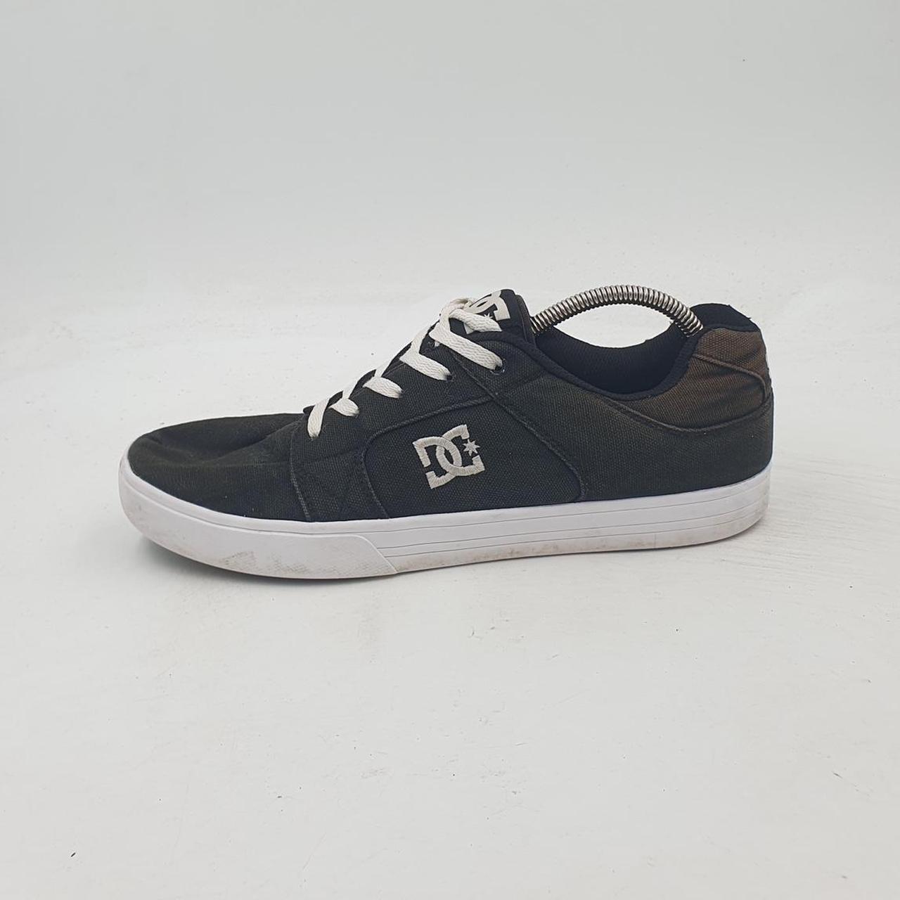 dc training shoes