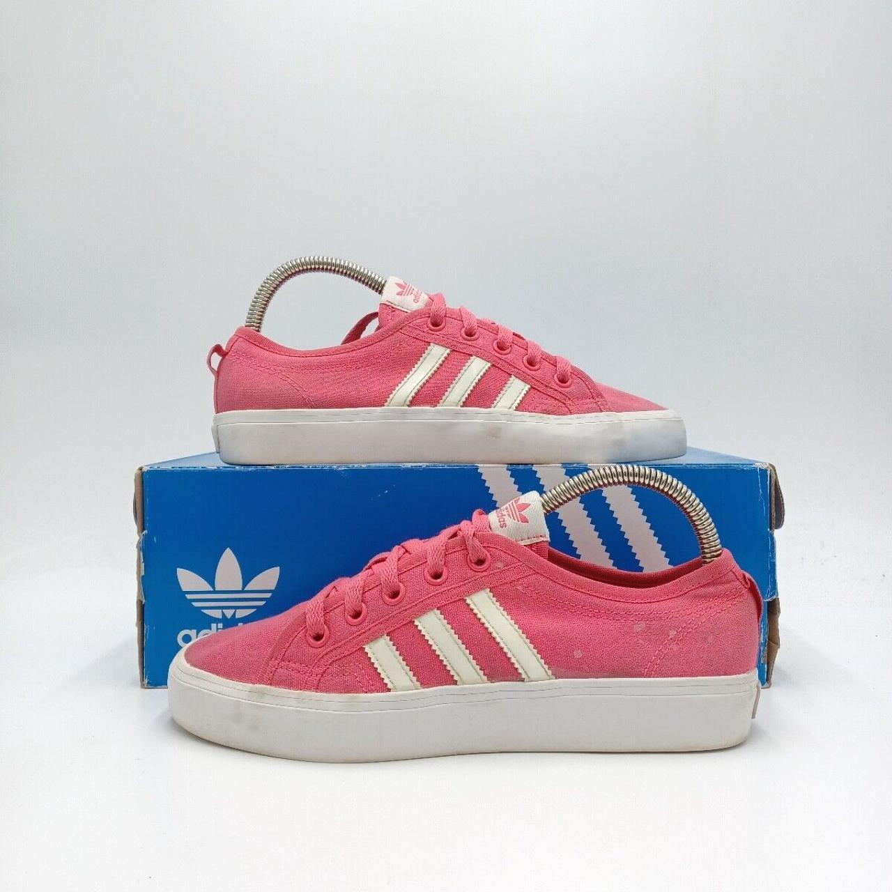 Adidas originals pink outlet and white nizza trainers