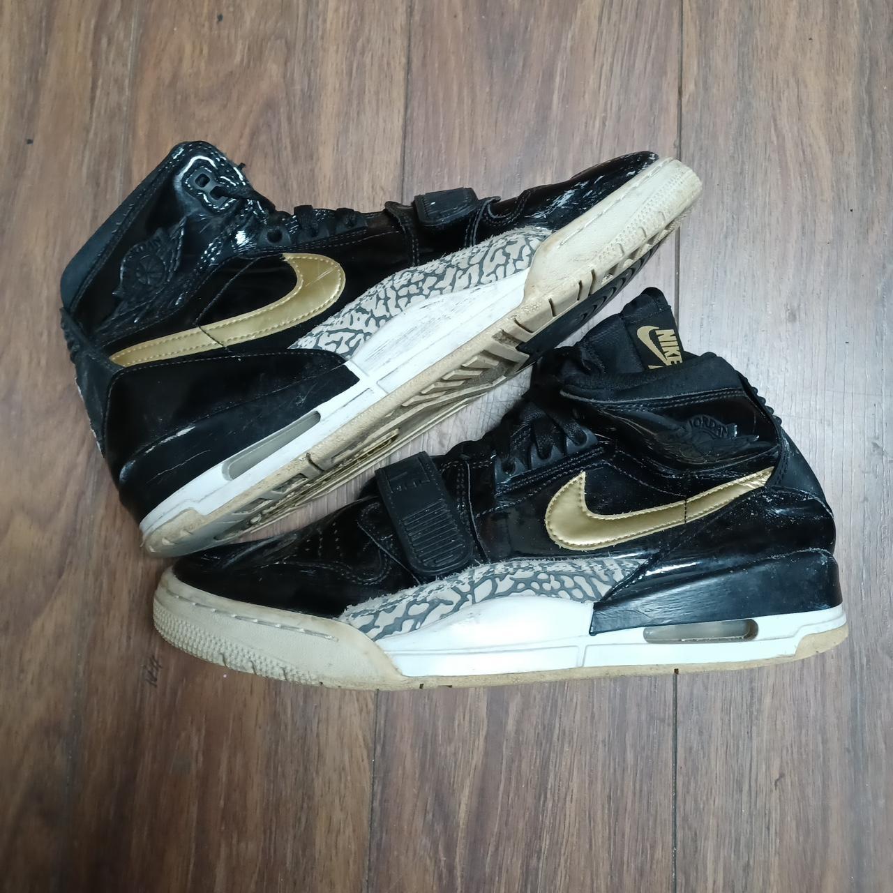 Black jordan legacy 312 best sale