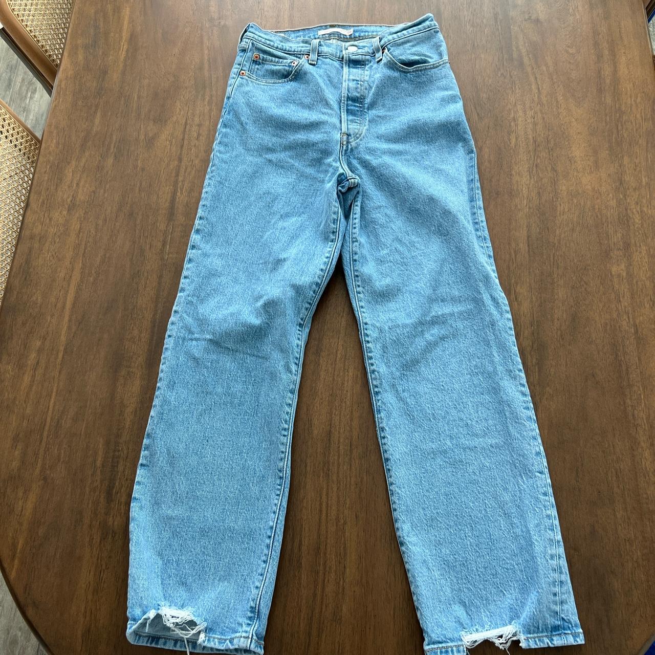 Levi's Women's Jeans | Depop