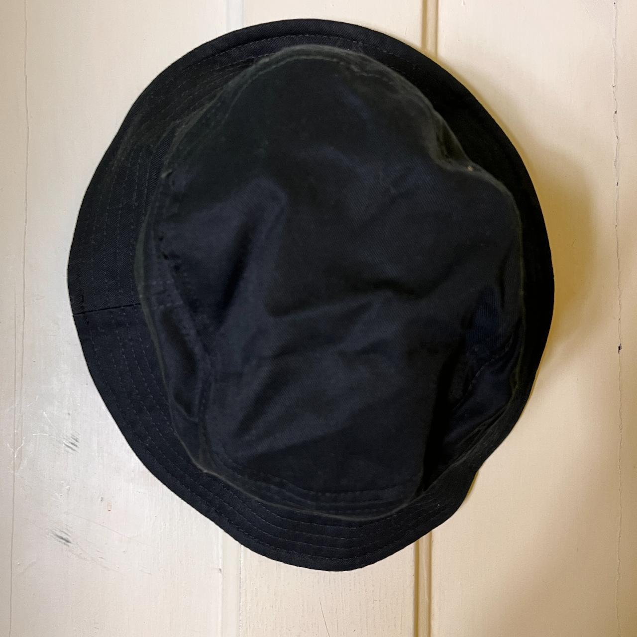 bucket hat nike black