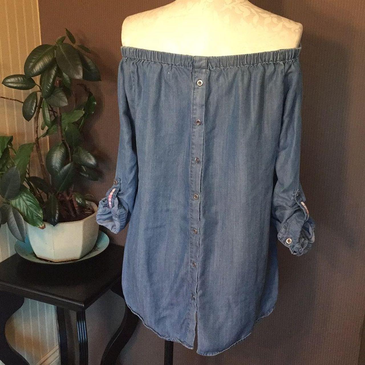 Source Unknown Women's Shirt - Blue - M – Billy t… - image 1