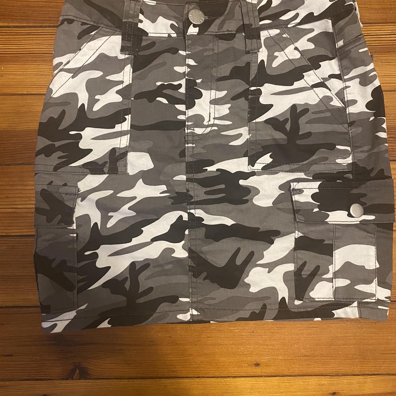 V.I.P. Small winter camo skirt. I wore it only once.... - Depop