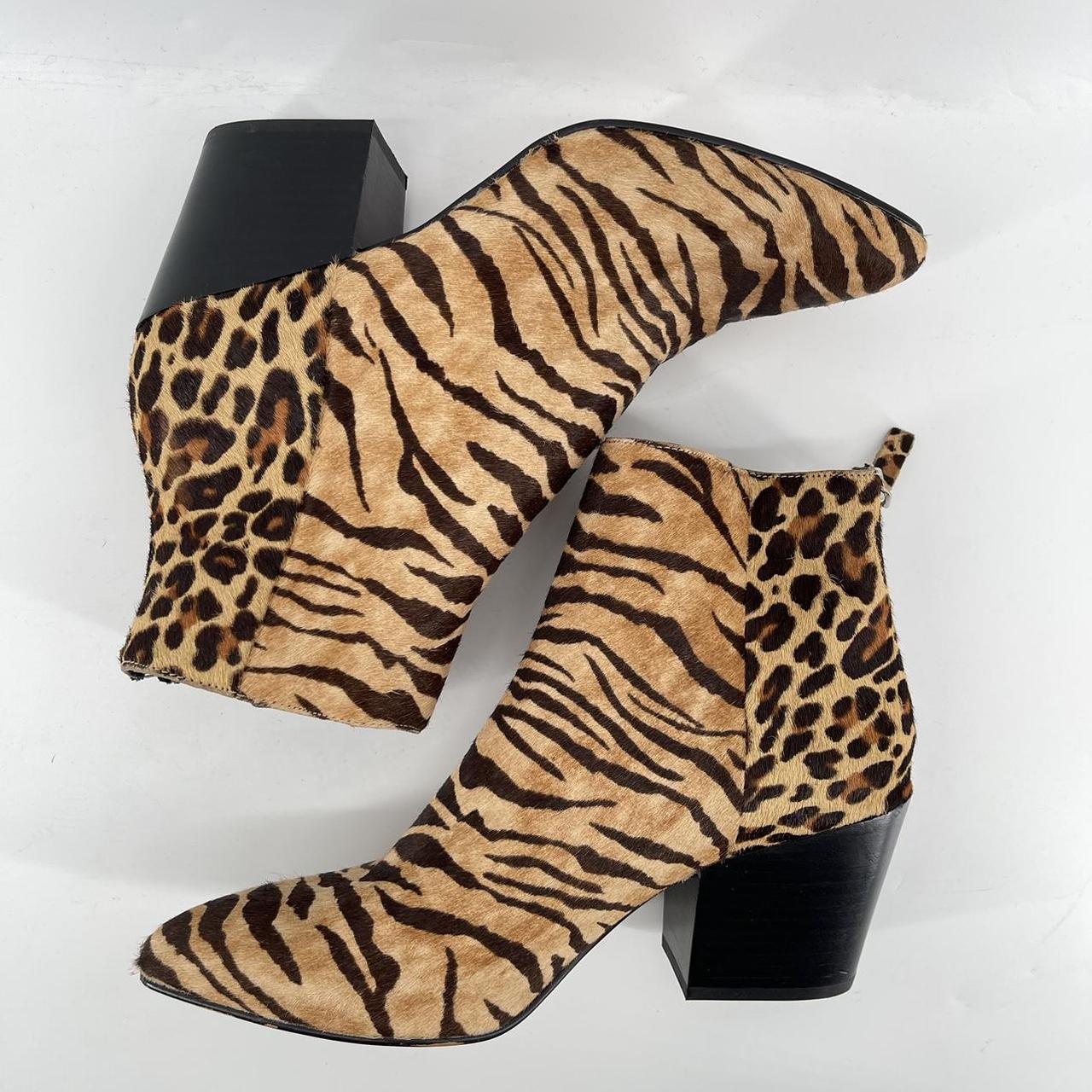 Dolce vita clearance leopard coltyn bootie