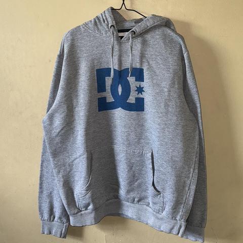 Vintage DC Shoes Skateboard Pullover Hoodie 7.5/10 | Depop