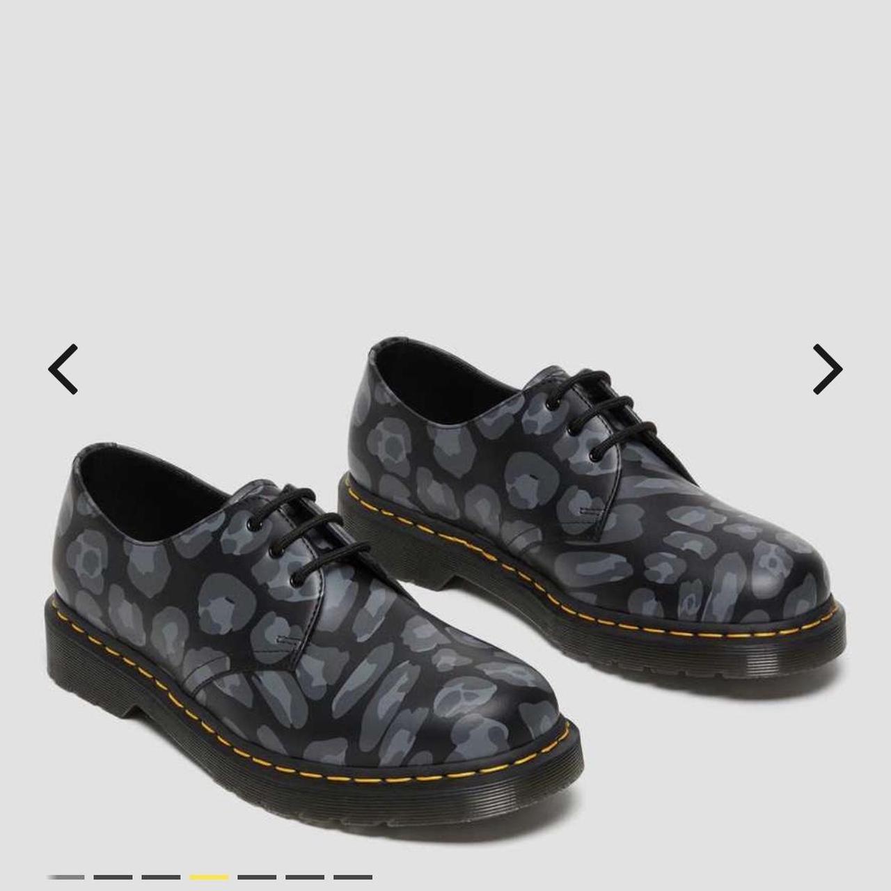 Dr best sale martens colette