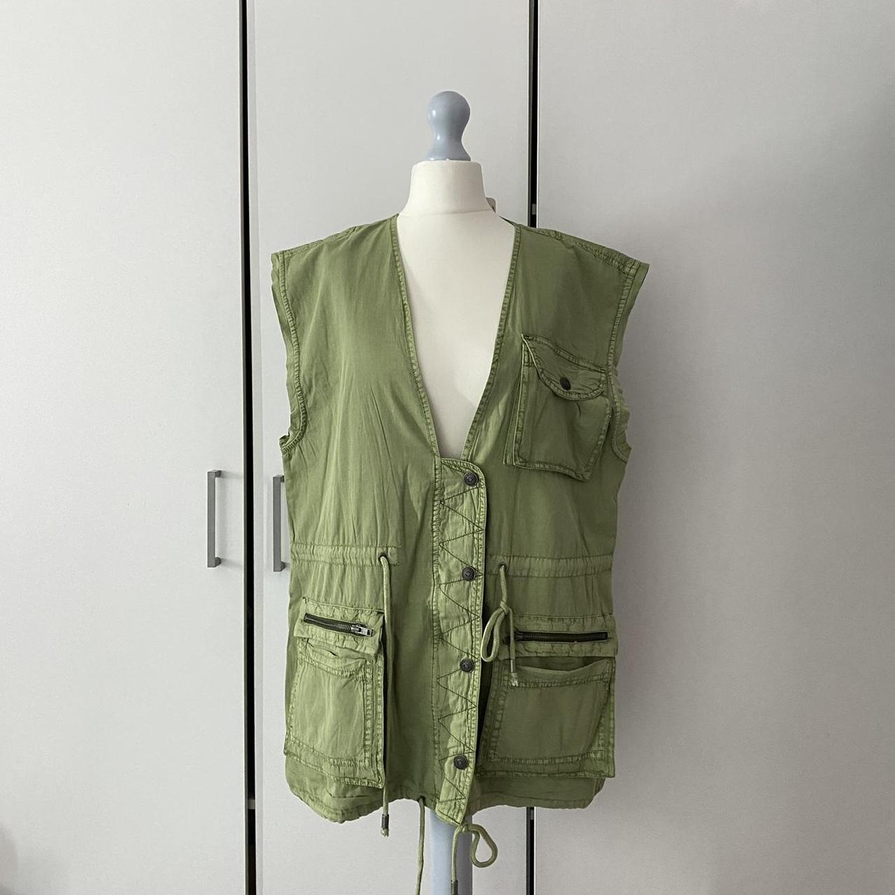 Max jeans 2024 utility vest