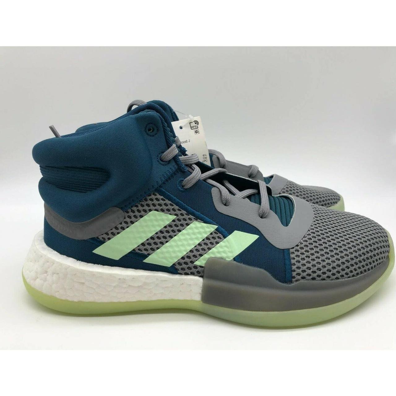 Basketball shoes with 2025 boost technology