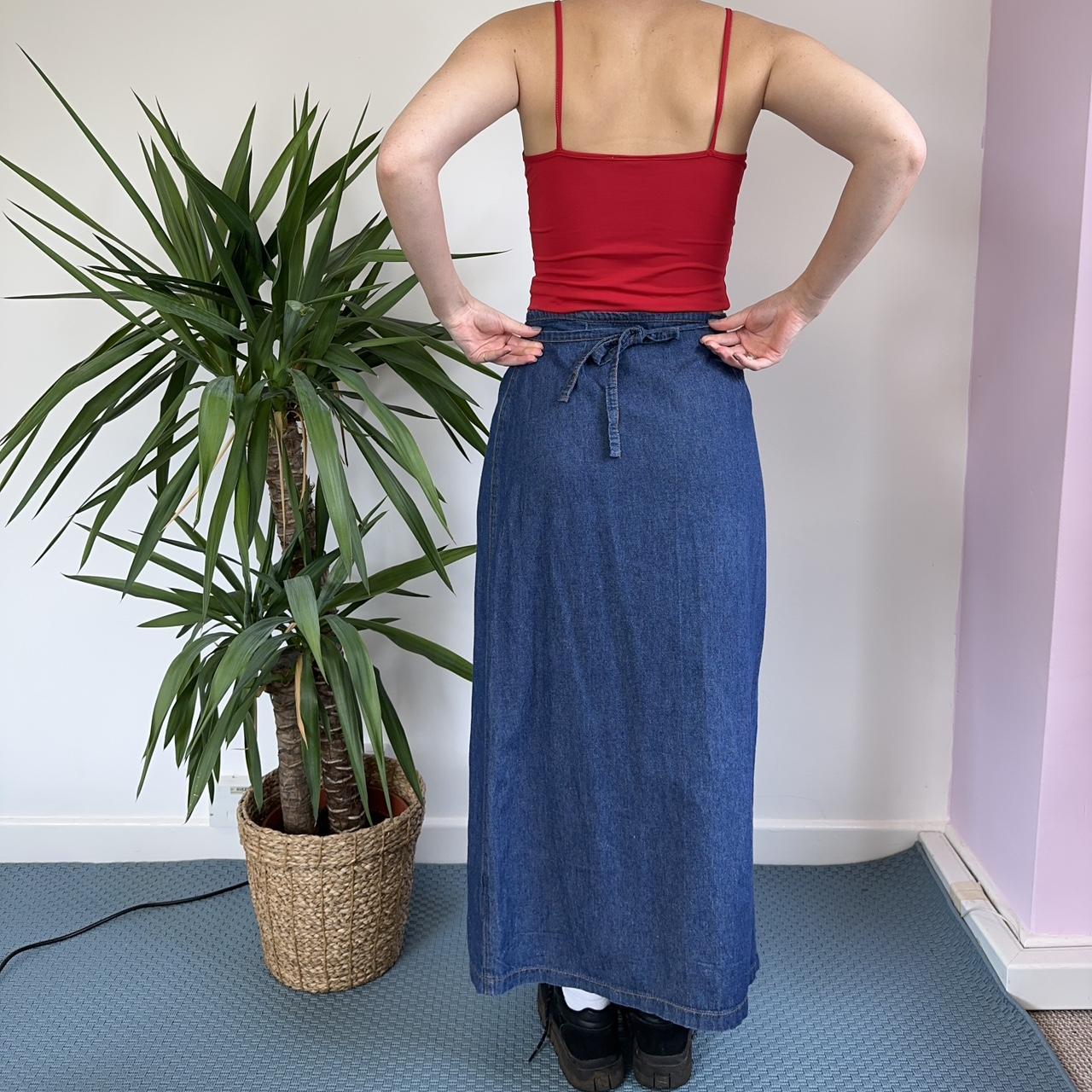 90s Denim Maxi Skirt Old Label New Look (NL Jeans)... - Depop