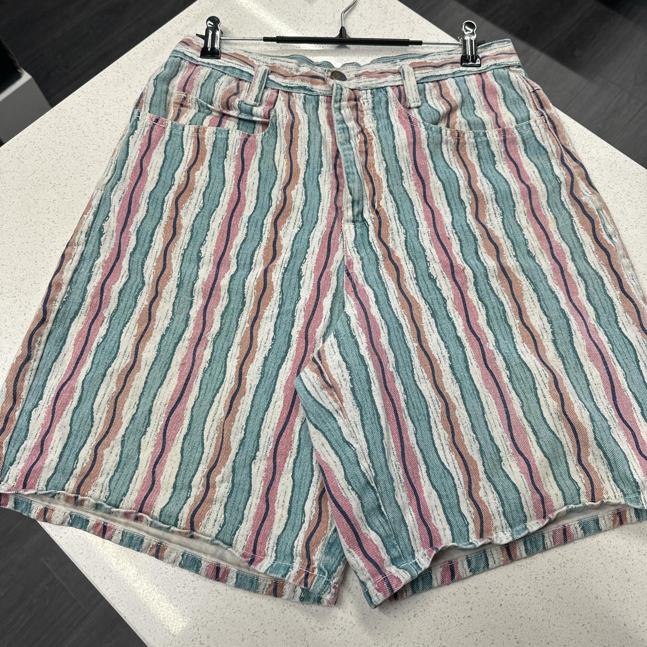 item listed by eyebeelion