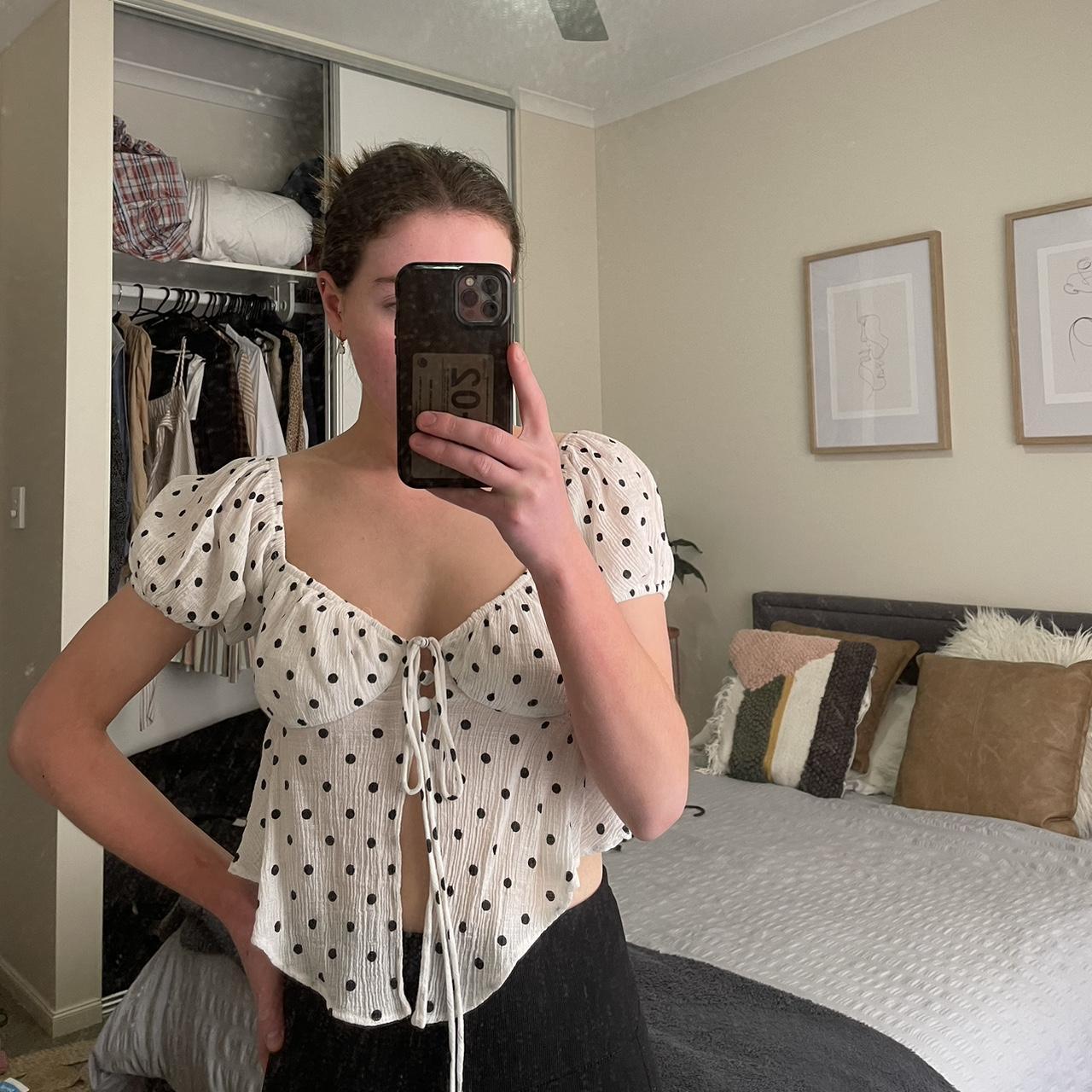 Women's White and Black Croptop Depop