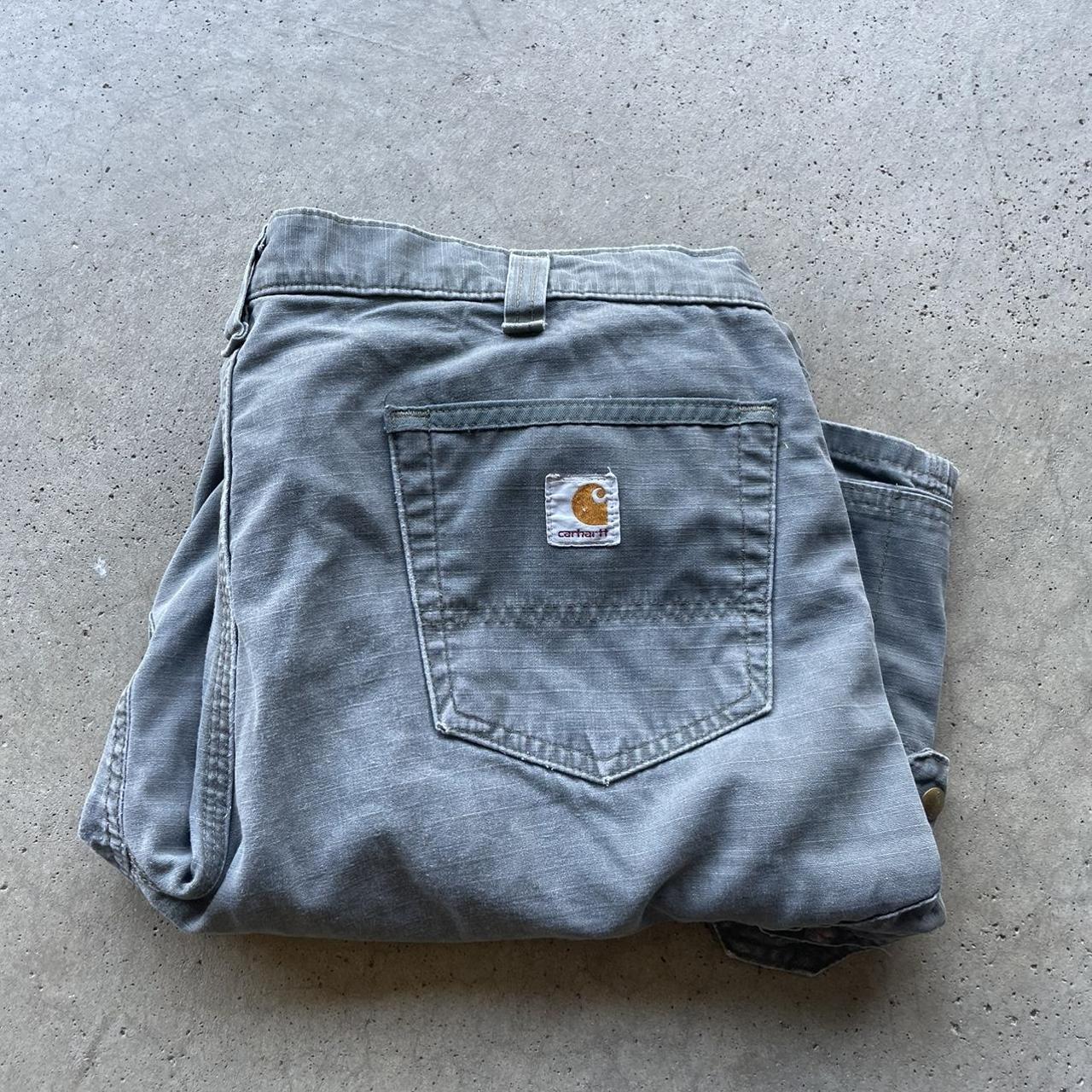 Vintage Carhartt cargo shorts grey Size 36 Message... - Depop