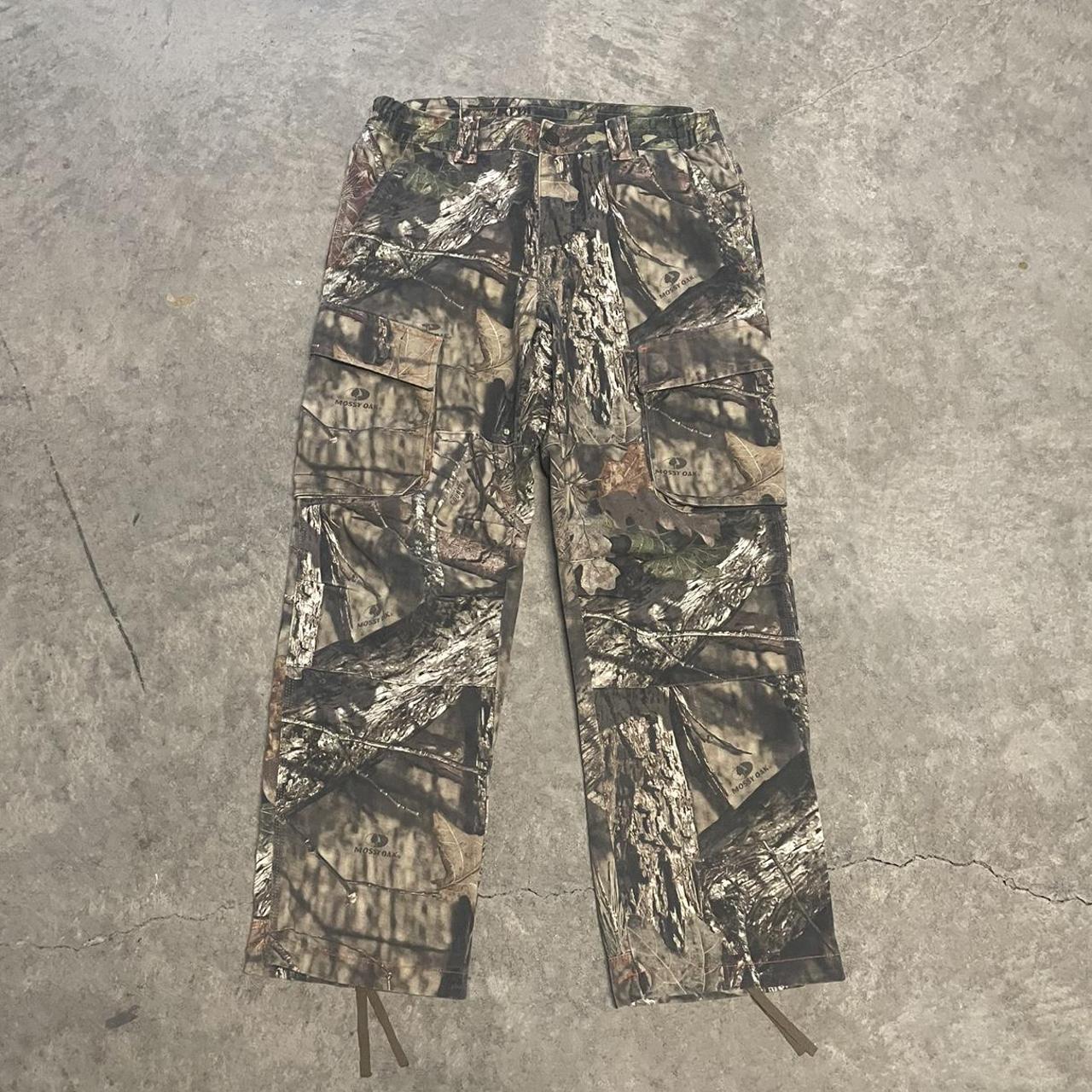 Vintage camo cargo pants Size 32x30 Message with... - Depop