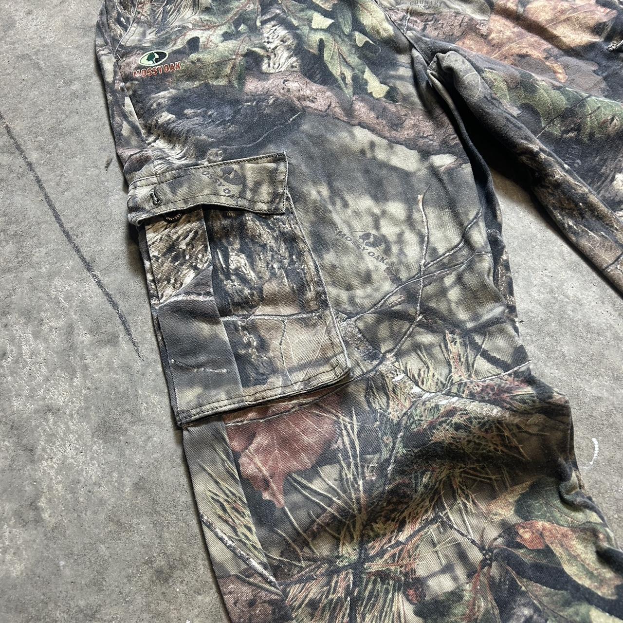 Vintage Mossy Oak real tree camo cargo pants Super... - Depop