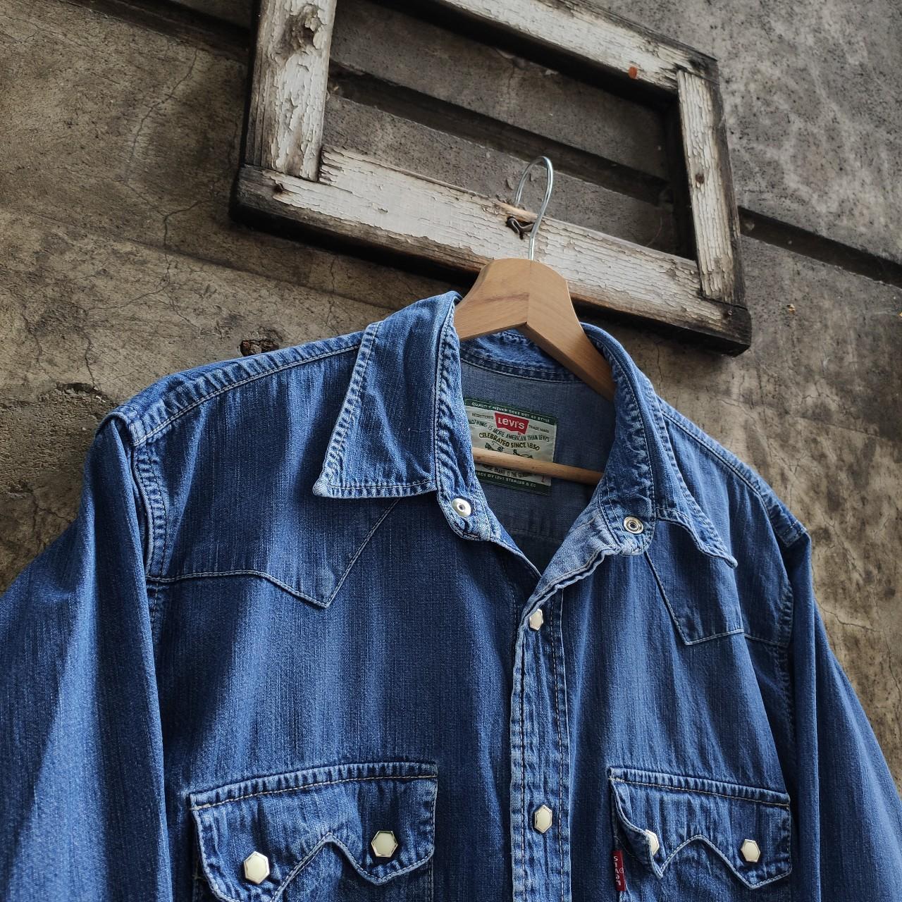 Vintage levi denim on sale shirt