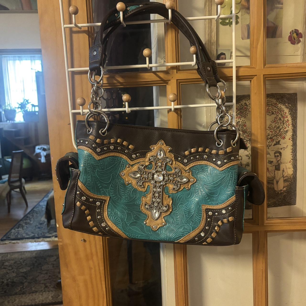 item listed by mazzystardom