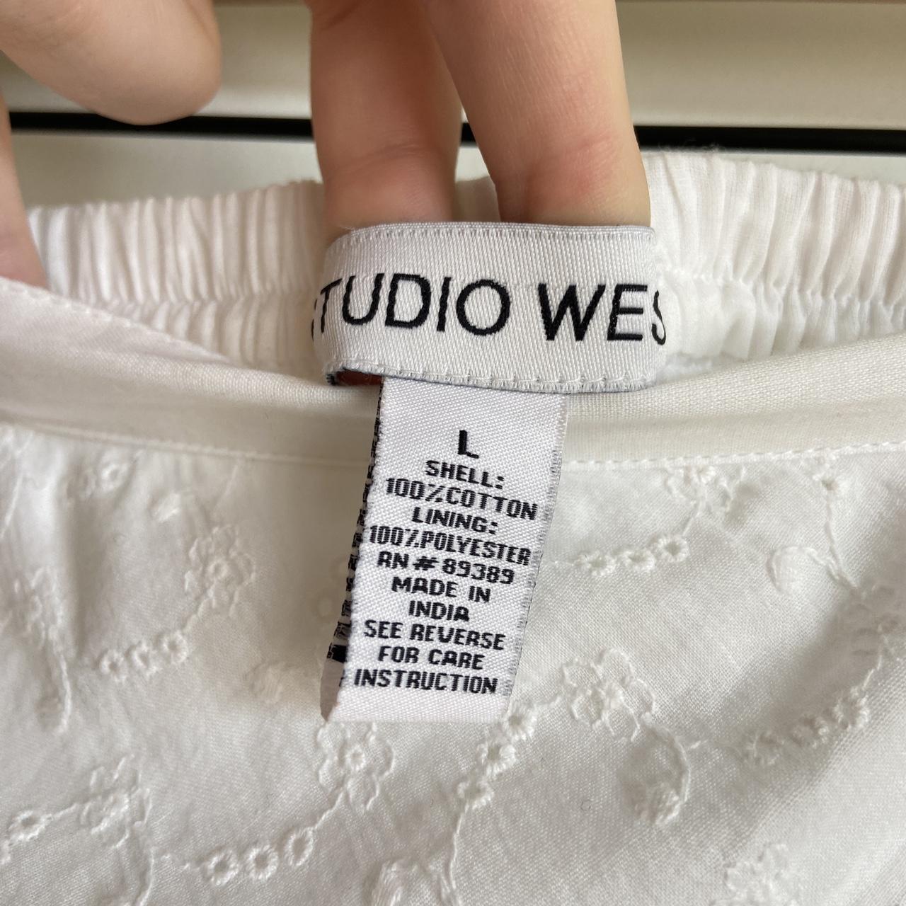 Preloved Women's Midi Skirt - White - L – White C… - image 6